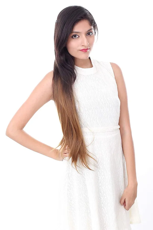 Women's_Synthetic_Straight_Hair_Extension