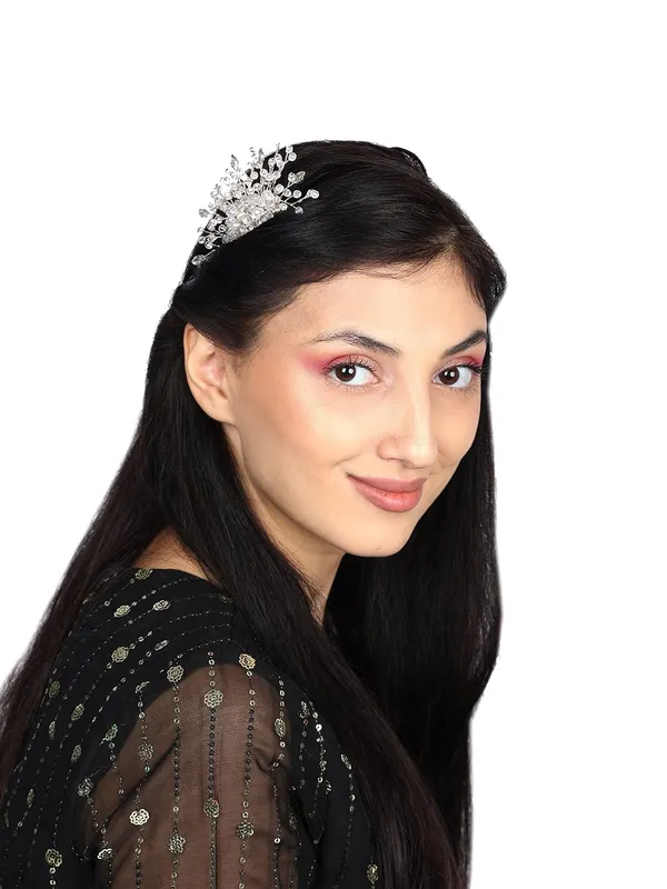 Bridal_Hair_Comb_with_Pearl_and_Crystal_Flower