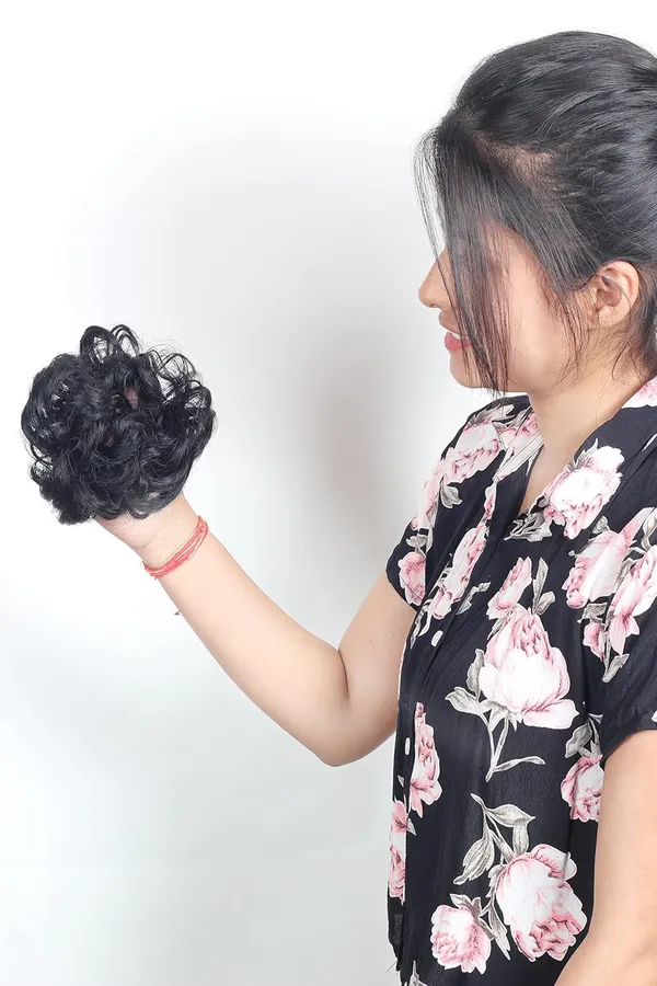 Curly_Juda_Rubber_Bun_for_Women