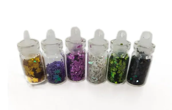 Nail_Art_Kit_with_Glitter_and_Dotting_Tool