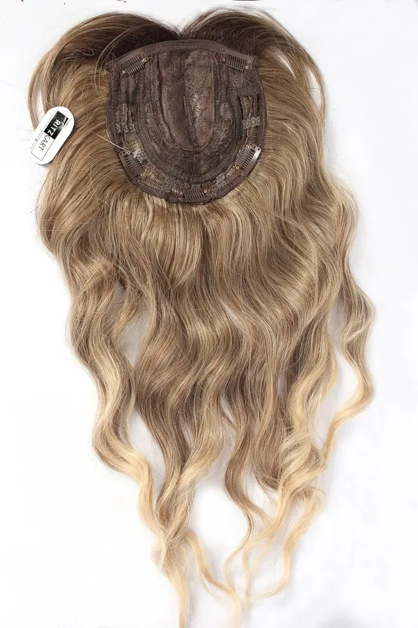 Women's_Wavy_Curly_Clip-On_Hair_Topper