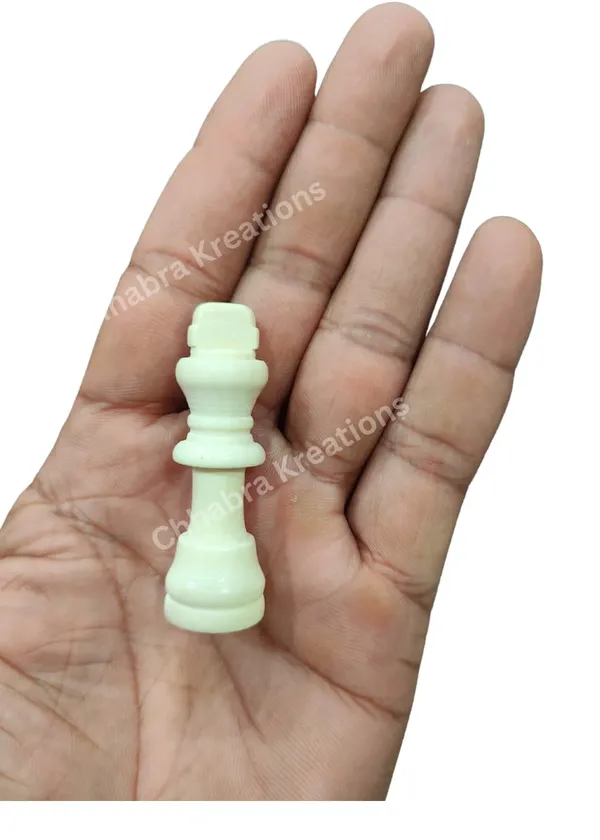 Handcrafted_Wooden_Chess_Pieces,_Set_Of_32,_Made_In_India,_Board_Game_Accessories