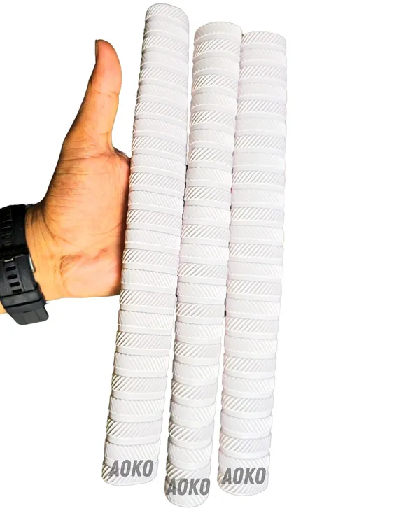 Plain_White_Soft_Comfortable_3_Rubber_Grips_For_Better_Shock_Absorption_1_Grip_Cone_For_Cricket_Bat_Handle_Accessories_(_Pack_Of_4_)