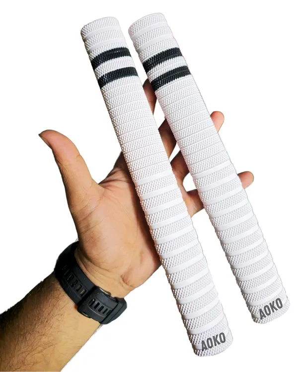 Cricket_Bat_Handle_Rubber_4_Grips_For_Enhanced_Performance_With_Better_Shock_Absorption_And_1_Wooden_Gripper_Cone_(Pack_Of_5)