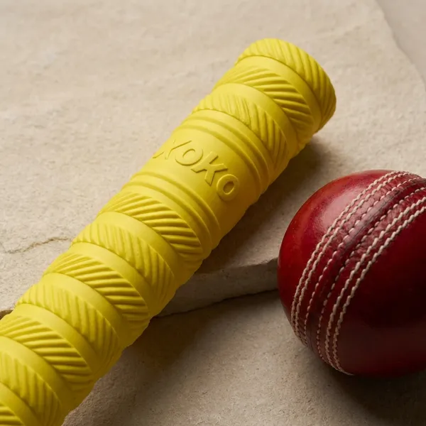 Cricket_Bat_Grip,_Anti-Slip_Rubber_Handle,_Ultra_Tacky_Performance_Grip_For_Enhanced_Handling,_Pack_Of_1_(Yellow)