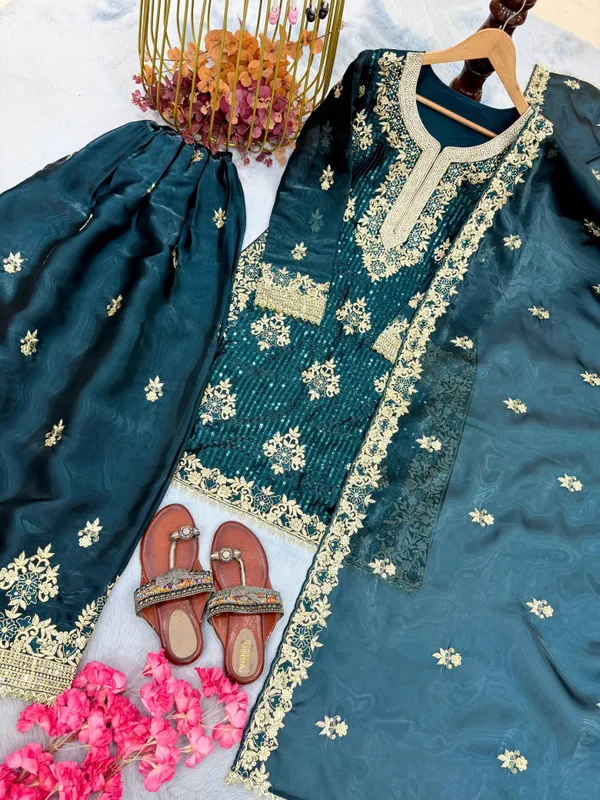 Peacock_Green_Gmy_Silk_Kurti_With_Dupatta_And_Bottom_Wear_For_Women