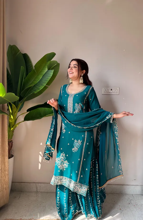 Green_Georgette_Kurti_With_Dupatta_And_Bottom_Wear_For_Women