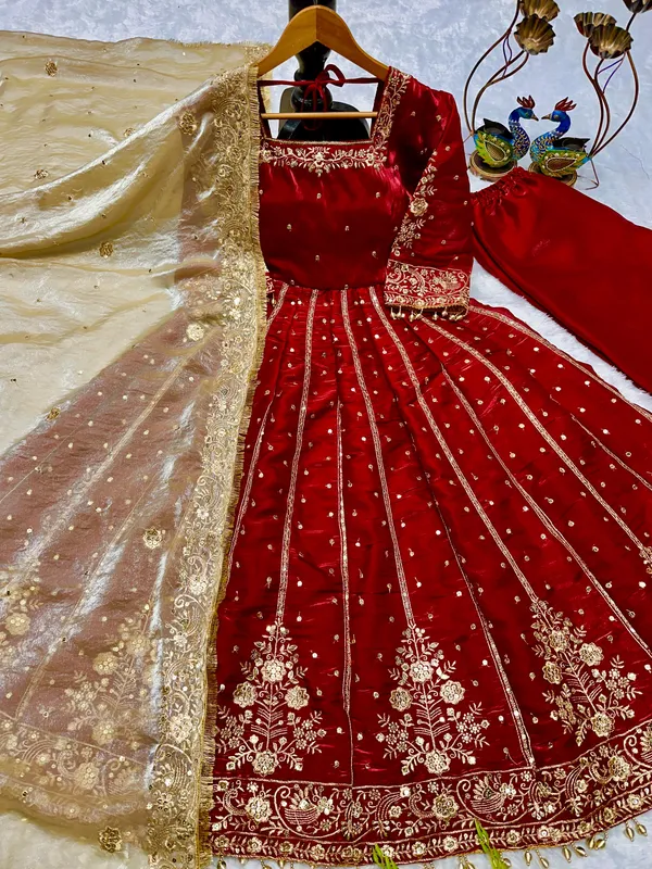 Red_Heavy_Frendy_Silk_Gown_With_Embroidery_For_Women