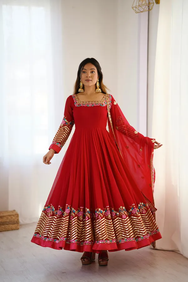 Red_Heavy_Georgette_Anarkali_Gown_For_Women