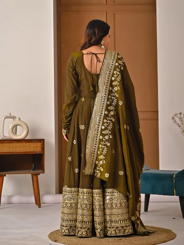 Mehendi_Heavy_Nc_Vichitra_Silk_Anarkali_Suit_For_Women