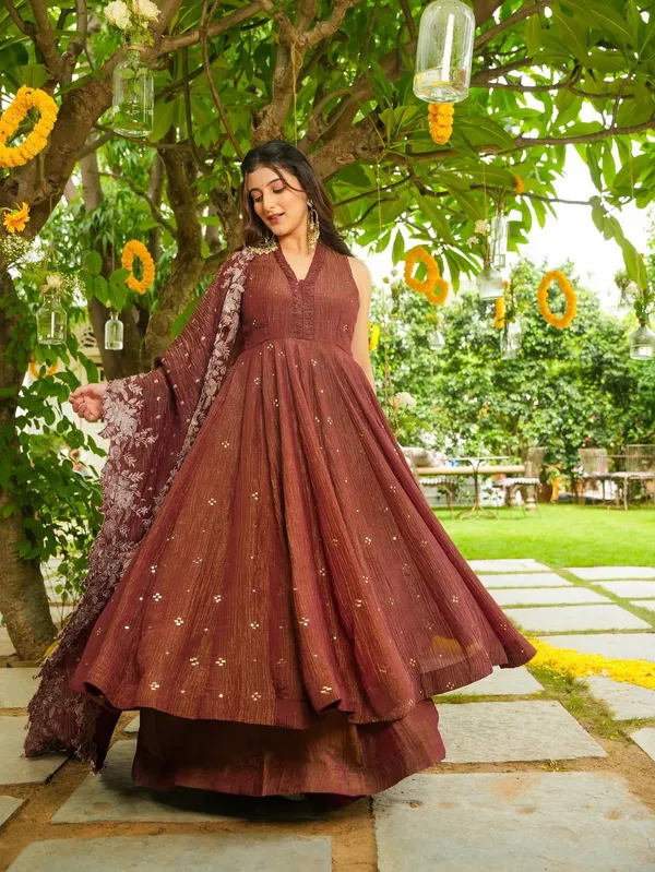 Brown_Crunchy_Kurti_With_Dupatta_And_Bottom_Wear_For_Women