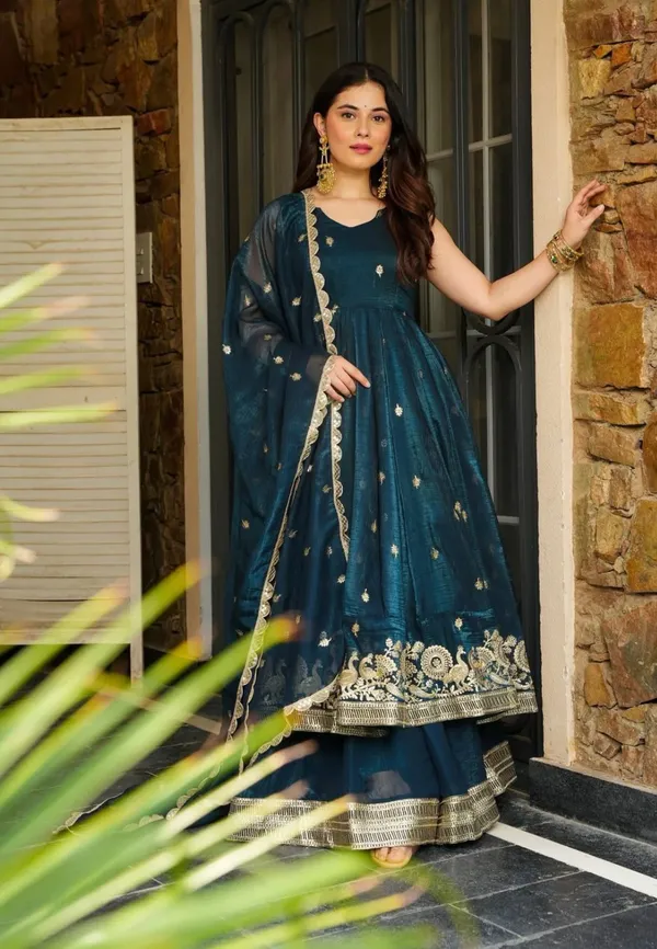 Blue_Crunchy_Fabric_Flared_Kurti_With_Dupatta_And_Bottom_Wear_For_Women
