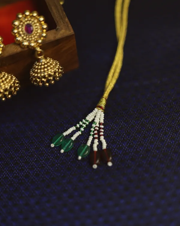 Gold_Maharashtrian_Temple_Gold_Choker_With_Earrings_Set_(Kolhapuri_Saaj_Style)_For_Women