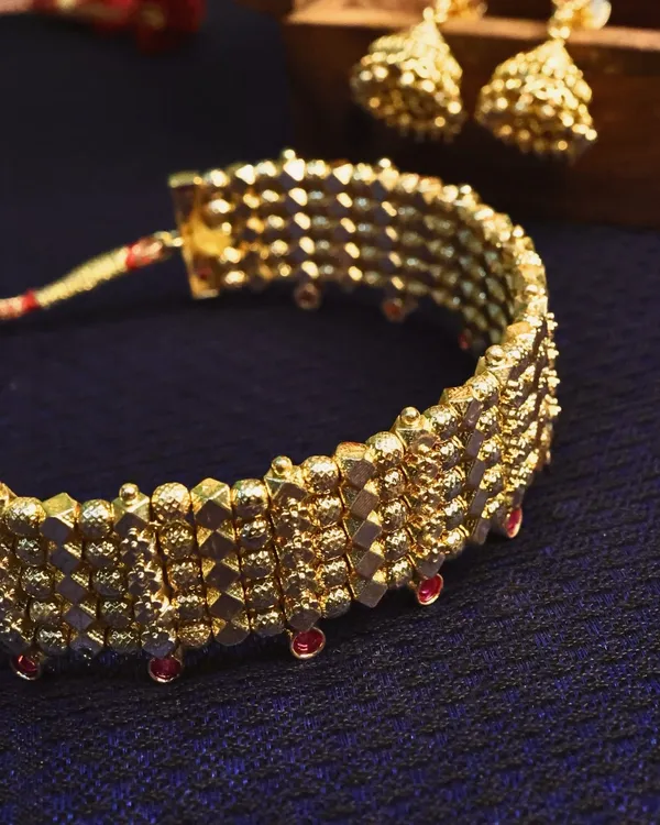 Gold_Ratna_Shringar_Choker_Set_For_Women