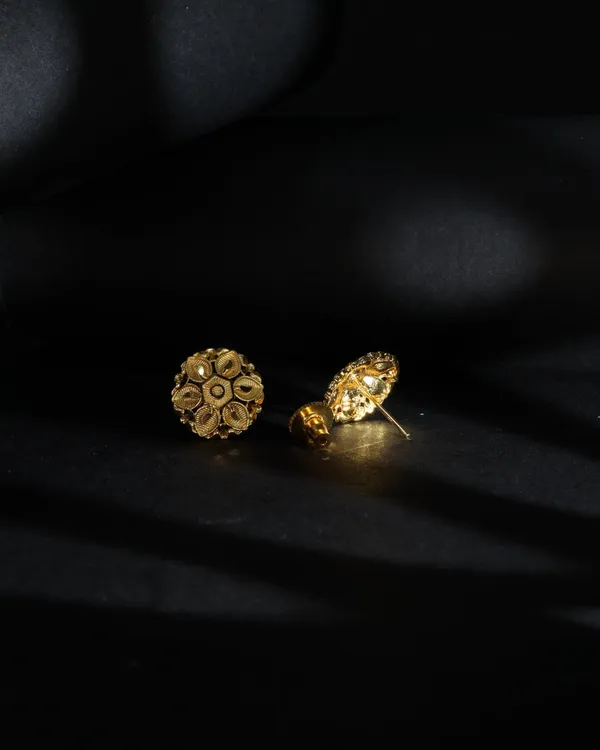Gold_Petal_Cluster_Micro_Plating_Earrings_For_Women