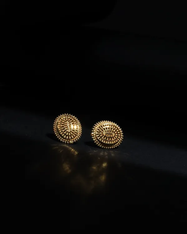 Gold_Oval_Spiral_Filigree_Earrings_Studs_For_Women