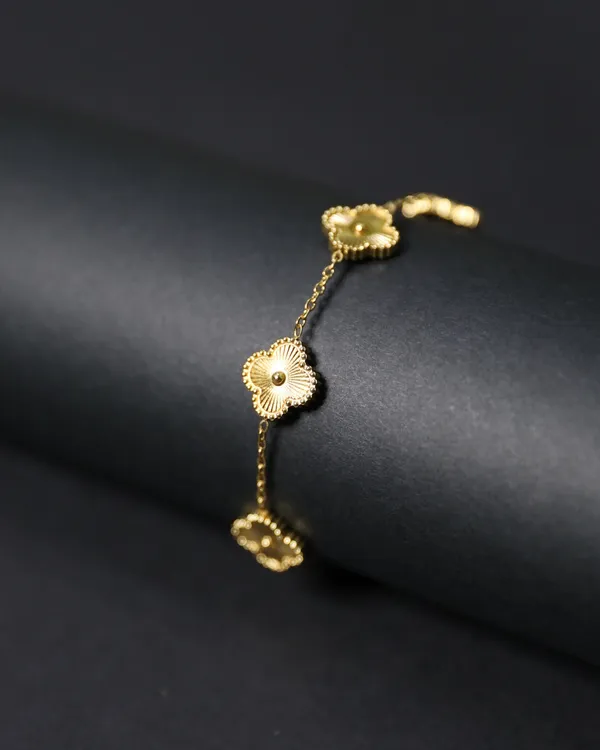 Gold_2_In_1_Clover_Charm_Anti_Tarnish_18K_Gold_Plated_Bracelet_&_Ancklet_For_Women