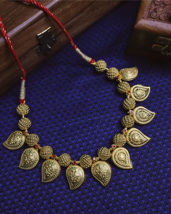 Gold_Suvarna_Patra_Haar_For_Women