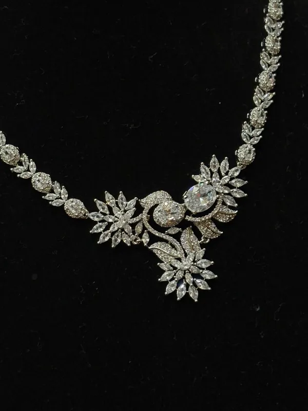 Celestia_Bloom_AD_Diamond_Necklace_Set