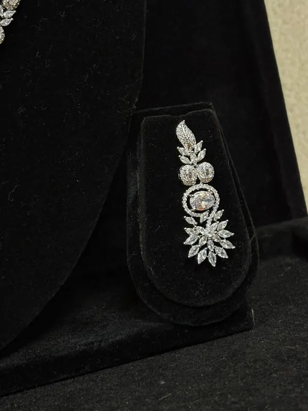 Celestia_Bloom_AD_Diamond_Necklace_Set