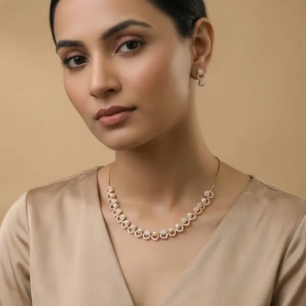 White_The_Peacock_Flourish_Necklace_For_Women