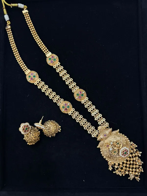 Gold_Maharani_Padmavati_Antique_Long_Necklace_Set_For_Women