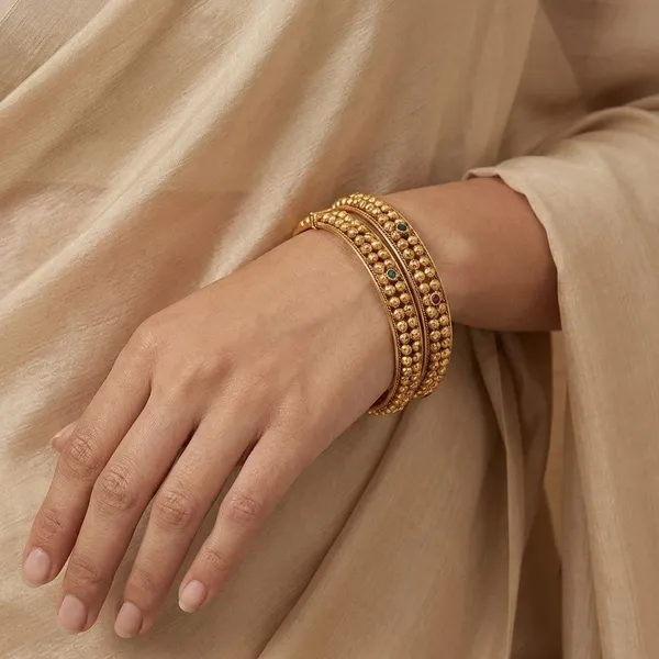 Traditional_Maharashtrian_Mohan_Bangle_(Peshwai_Oval_Bor_Kada)(Set_of_2)
