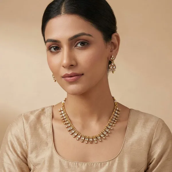 Gold_Rajwada_Square_Kundan_Necklace_Set_For_Women