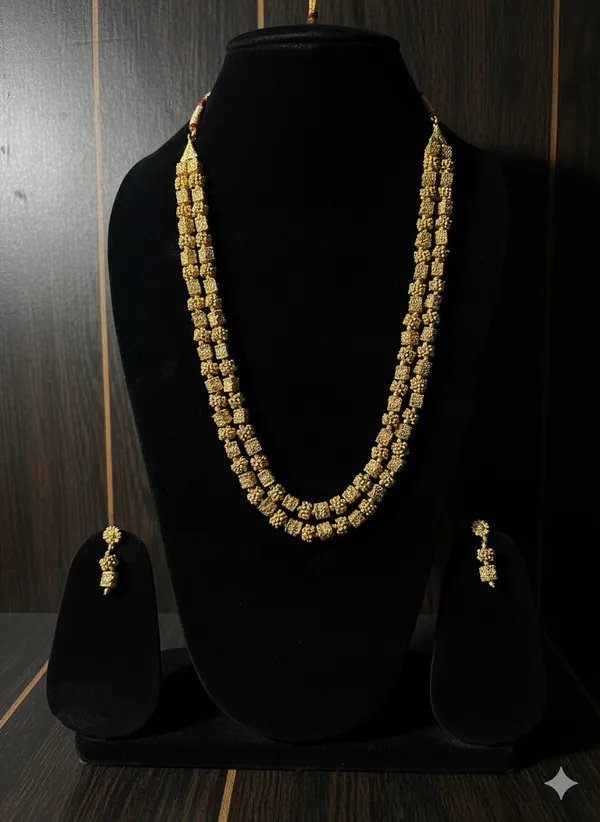 Ashtapailu_Rajwadi_Long_Haar_Set