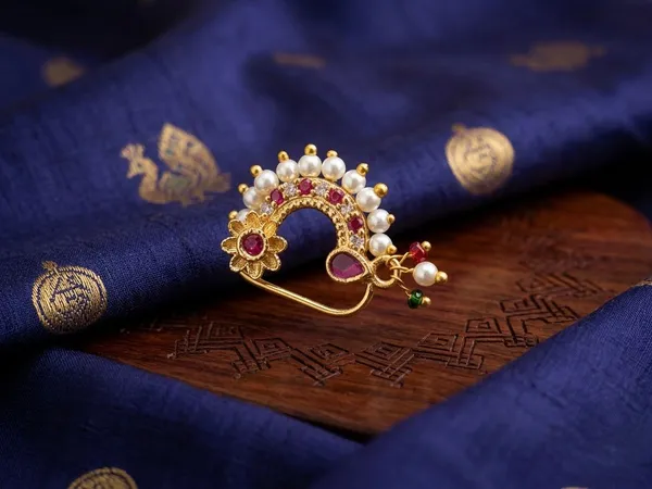 Peshwai_Pearl_Floral_Nath