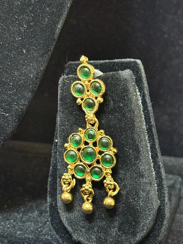 Rajsi_Ratna_Dual_Layer_Necklace_Set