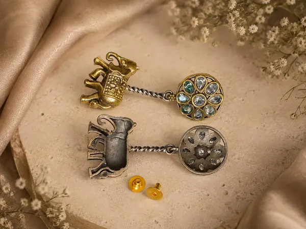 Royal_Gajraj_Duel_Toned_Antique_Oxidised_Earrings(White)