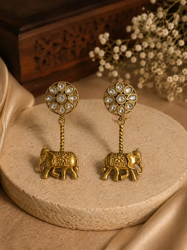 Royal_Gajraj_Duel_Toned_Antique_Oxidised_Earrings(White)