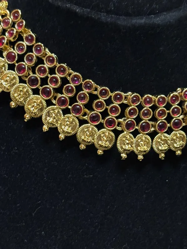 Royal_Ruby_Heritage_Choker_Set