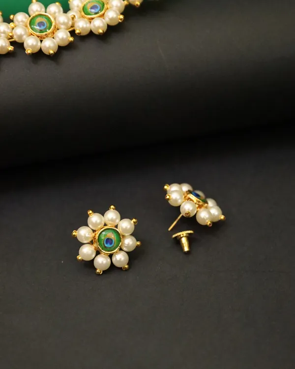 Peacock_Green_Peshwai_Pushpa_Haar_Necklace_Set_For_Women