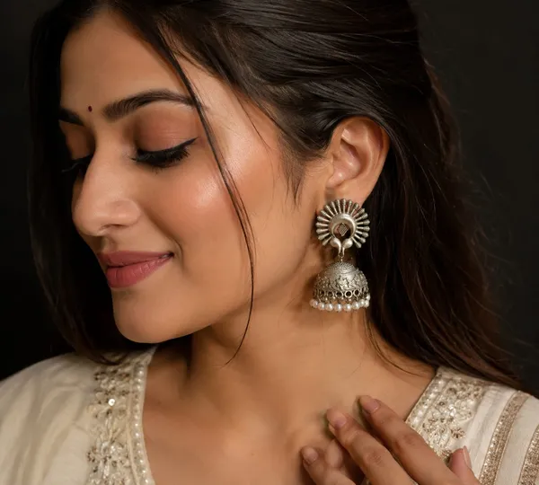 Tribal_Sunburst_Oxidised_Jhumka_Earrings