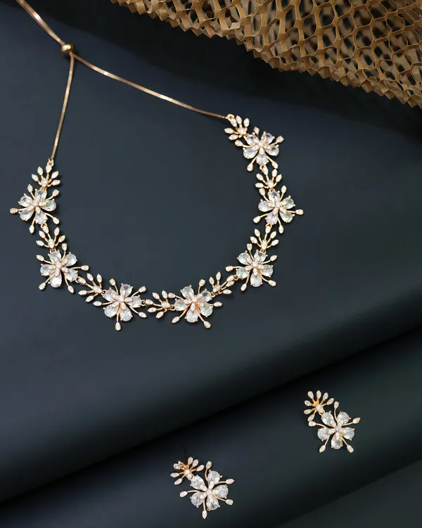White_Golden_Aura_Sprig_Necklace_Set_For_Women