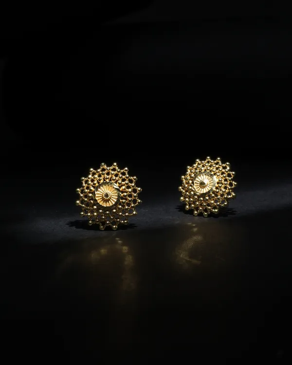 Micro_Plating_Gold_Tone_Peshwai_Designer_Round_Studs_For_Women