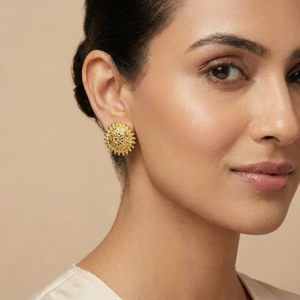 Gold_Kundan-Chakra_Micro_Plated_Studs_For_Women