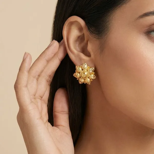 Gold_Faceted_Petal_Studs_Earrings_For_Women