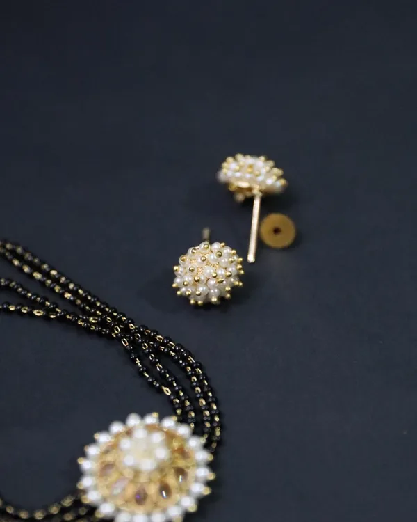 White_Emerald_Floral_Mangalsutra_Micro_Plated_For_Women