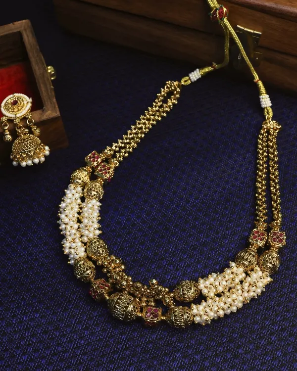 Gold_Temple_Pearl_Mala_(Peshwai_Style)_For_Women