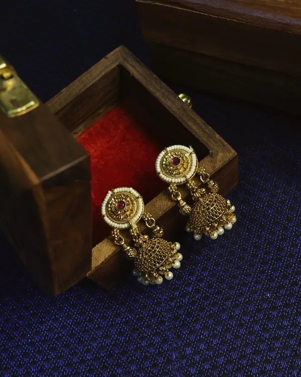 Gold_Temple_Pearl_Mala_(Peshwai_Style)_For_Women