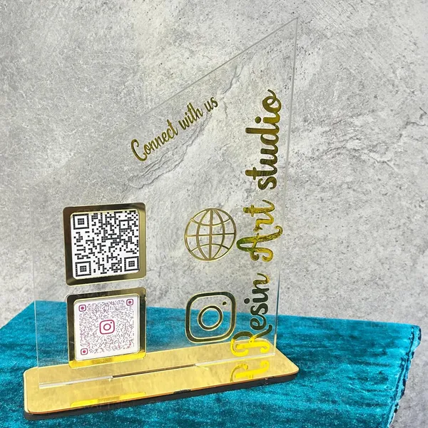 Transperent_Personalized_Social_Media_Qr_Code_Stand_Custom_Acrylic_Barcode_Scanner_For_Instagram_Facebook_Twitter_Whatsapp_Google_Pay_Desk_Display_For_Business_Stores