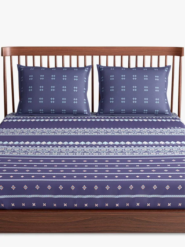 Blue_300_Tc_Hooghly_Navy_100_Percent_Cotton_Queen_Size_Bed_Sheet_100_X_90_In_With_2_Pillow_Covers_18X27_In_Soft_Luxurious_And_Breathable_Bedding_Set_For_All_Season_Comfort_Machine_Washable_Easy_Care