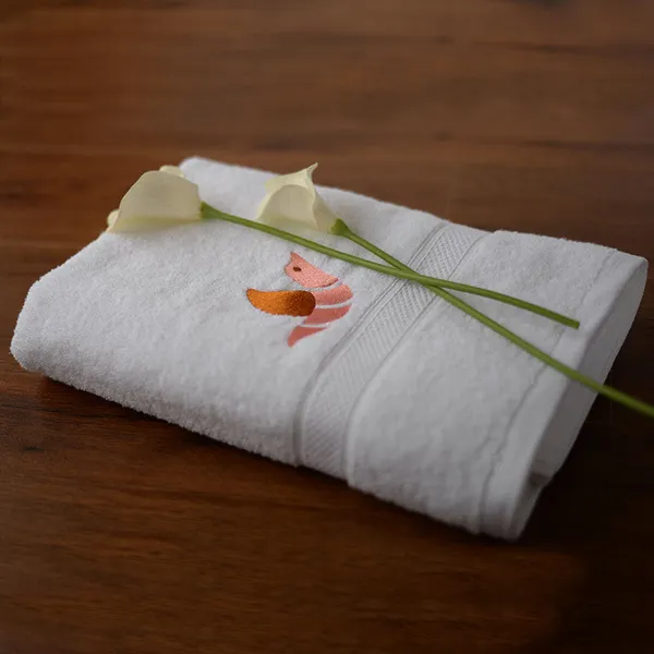Off_White_Gondi_Bird_Embroidery_Ultralux_Bath_Towels