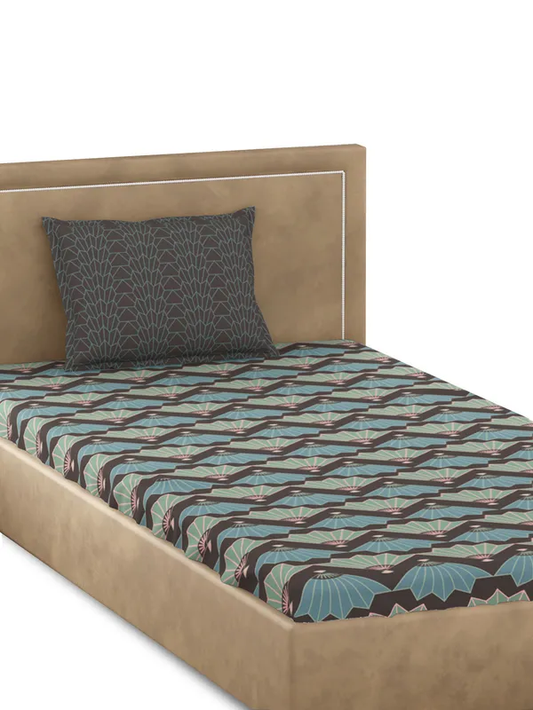 Light_Green_Premium_Single_Size_Bedsheet,_Suzhou_300_Tc_100_Percent_Cotton_1_Pillow_Cover