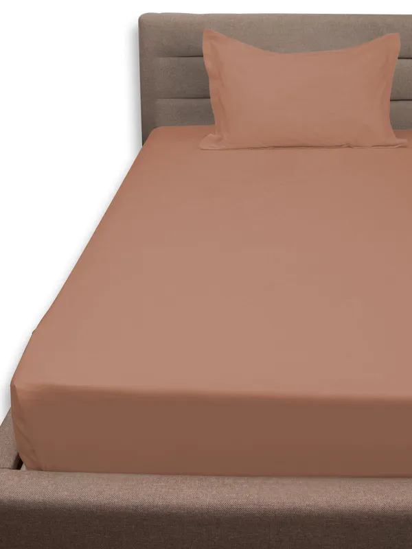 Brown_Premium_Single_Size_Bedsheet,_Plain_Peach_300_Tc_100_Percent_Cotton_1_Pillow_Cover