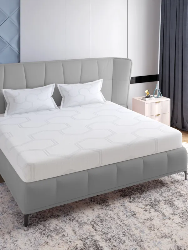 White_500Tc_King_Size_Jacquard_Bed_Sheet_108X108_Inch_With_2_Pillow_Covers_18X27_Inch_Soft_Durable_Premium_Quality_Luxury_Cotton_Bedding_Set_Breathable_Comfortable_Stylish_Essential