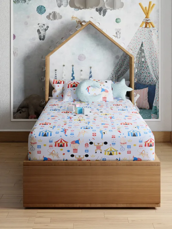 Off_White_Circus_200_Tc_Cotton_Single_Kids_Bed_Sheet_60X90_With_1_Pillow_Cover_18X27_Soft_Breathable_Durable_Lightweight_Easy_To_Clean_Colorful_Design_Perfect_For_Kids_Room_Everyday_Comfort
